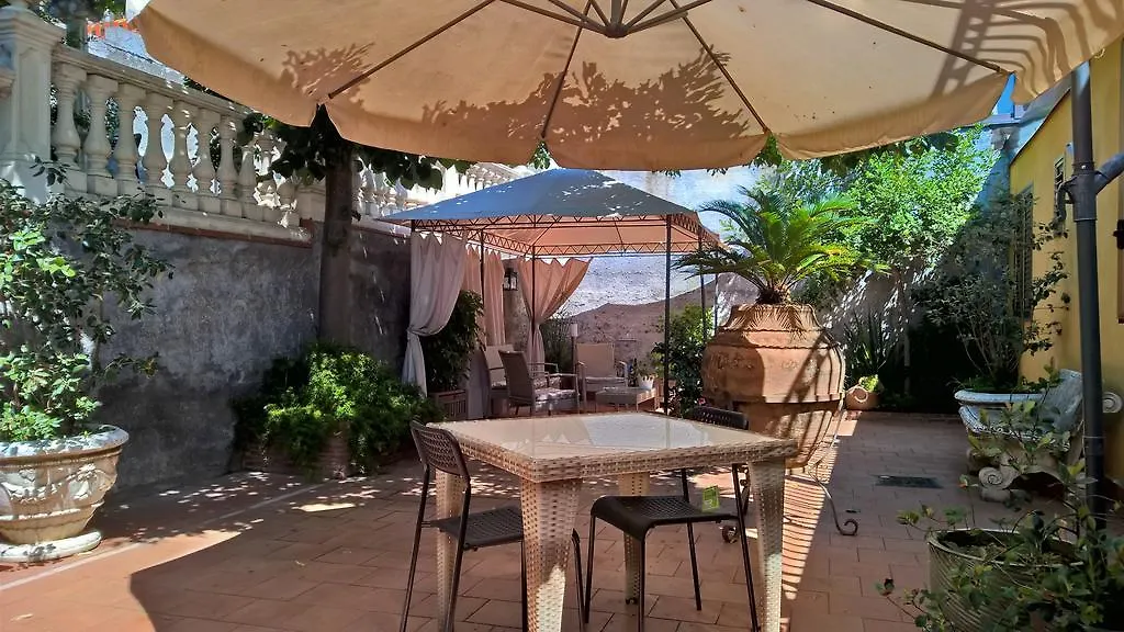 Bed & Breakfast Sant'Antonio Garden Rooms Apartments Nicolosi