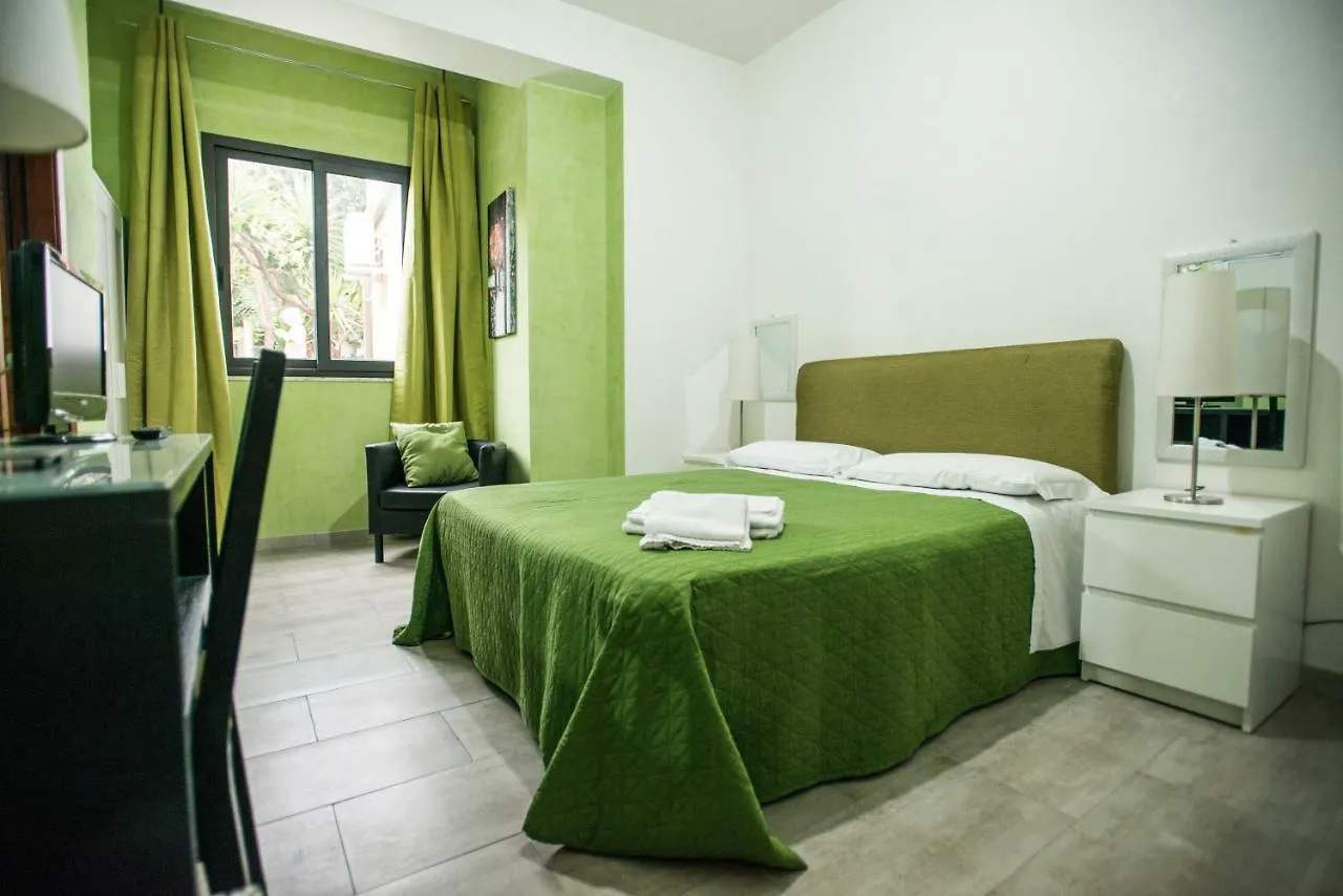 Sant'Antonio Garden Rooms Apartments Nicolosi 2*,